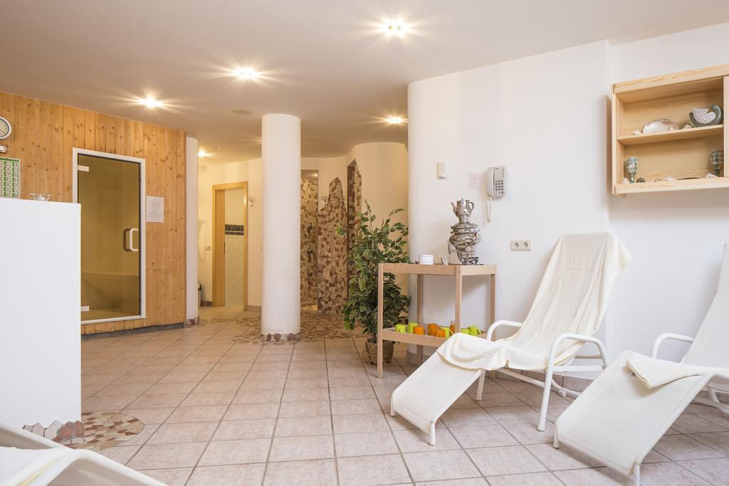 Naturhotel Miraval Перка Экстерьер фото